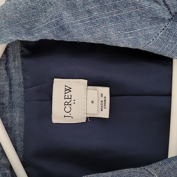 Blazer - Picture 4 of 4